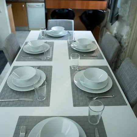 Apartment Ideal 2 *