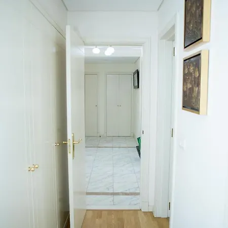 Ideal 2 Apartment *