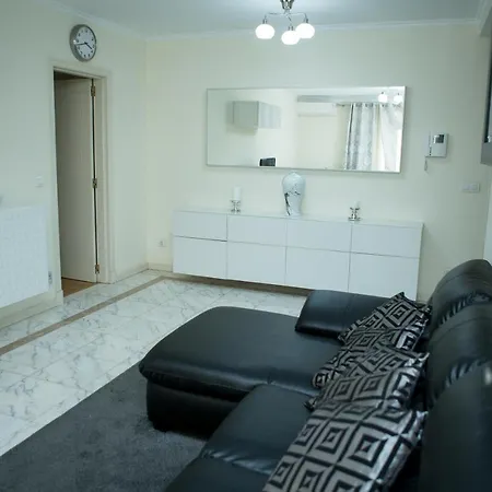Ideal 2 Apartment *